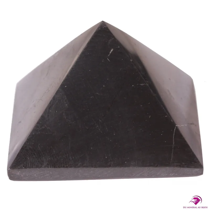 Pyramide en Shungite