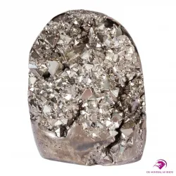 Forme libre en Pyrite